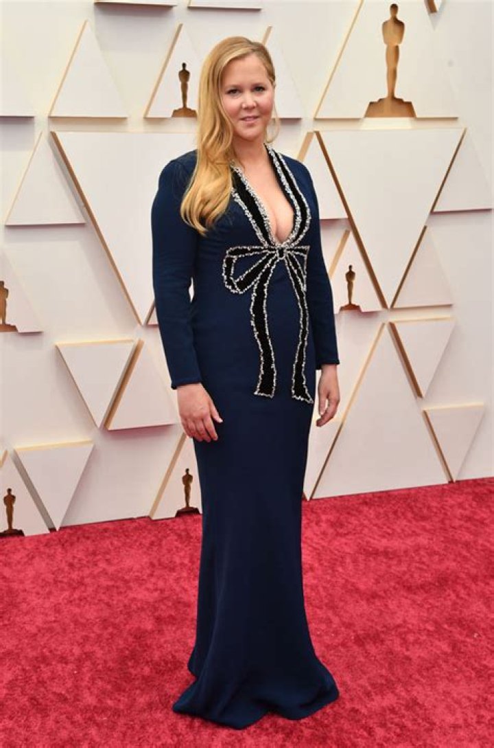 Amy Schumer Says Kirsten Dunst Was ‘In On’ Seat Filler Joke At Oscars – Hollywood Life