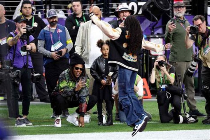 Blue Ivy & Jay Z Play On Super Bowl Field In Adorable Video From ‘Lemonade’ — Watch