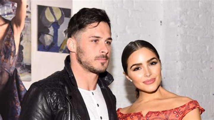 Danny Amendola Disses Olivia Culpo, ‘Toxic’ Instagram In Rant – Hollywood Life