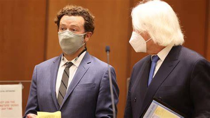 Danny Masterson Under 24-Hour Surveillance After Prison Sentence – Hollywood Life