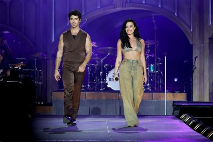 Demi Lovato Is Dating A Musician: It’s ‘A Happy & Healthy Relationship’