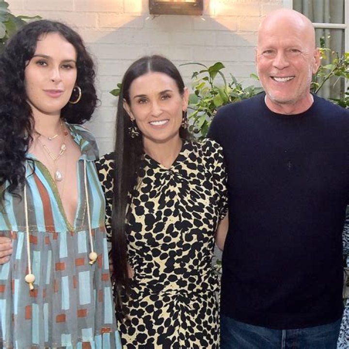 Demi Moore Works Out With Daughter Rumer Willis On Greece Vacation – Hollywood Life