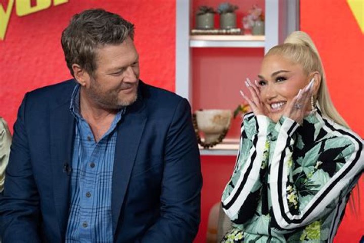 Gwen Stefani Spotted With Diamond Ring On Left Hand In New Photos After Buzz She Married Blake Shelton