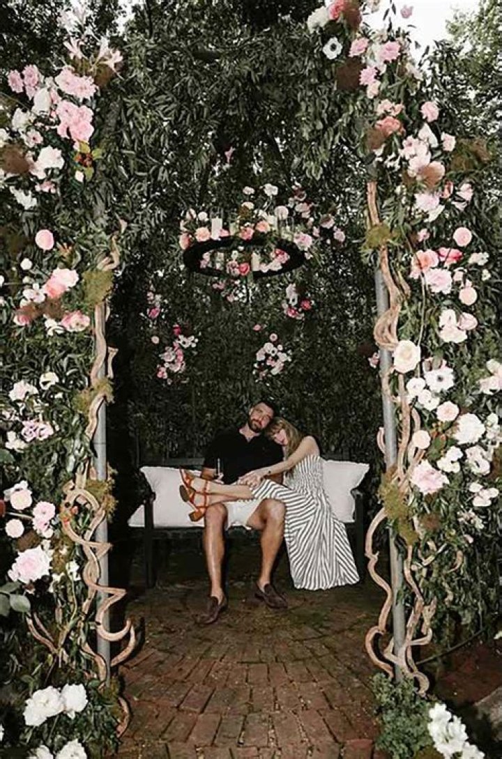 Is She Engaged To Tristan Thompson? – Hollywood Life