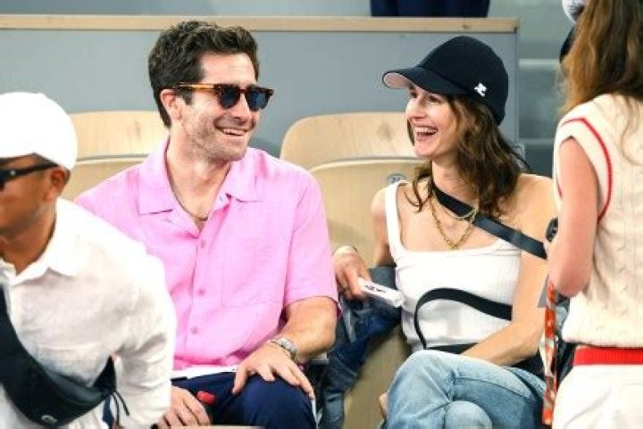 Jake Gyllenhaal Explains How Godmother Jamie Lee Curties ‘Gives’ Him ‘Strength’