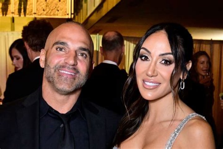 Joe Gorga On Teresa Giudice & If She’s Dating Or Began Divorce Process – Hollywood Life