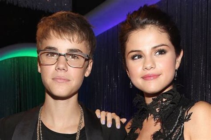 Justin Bieber & Selena Gomez — The Cutest Ways They Support Each Other