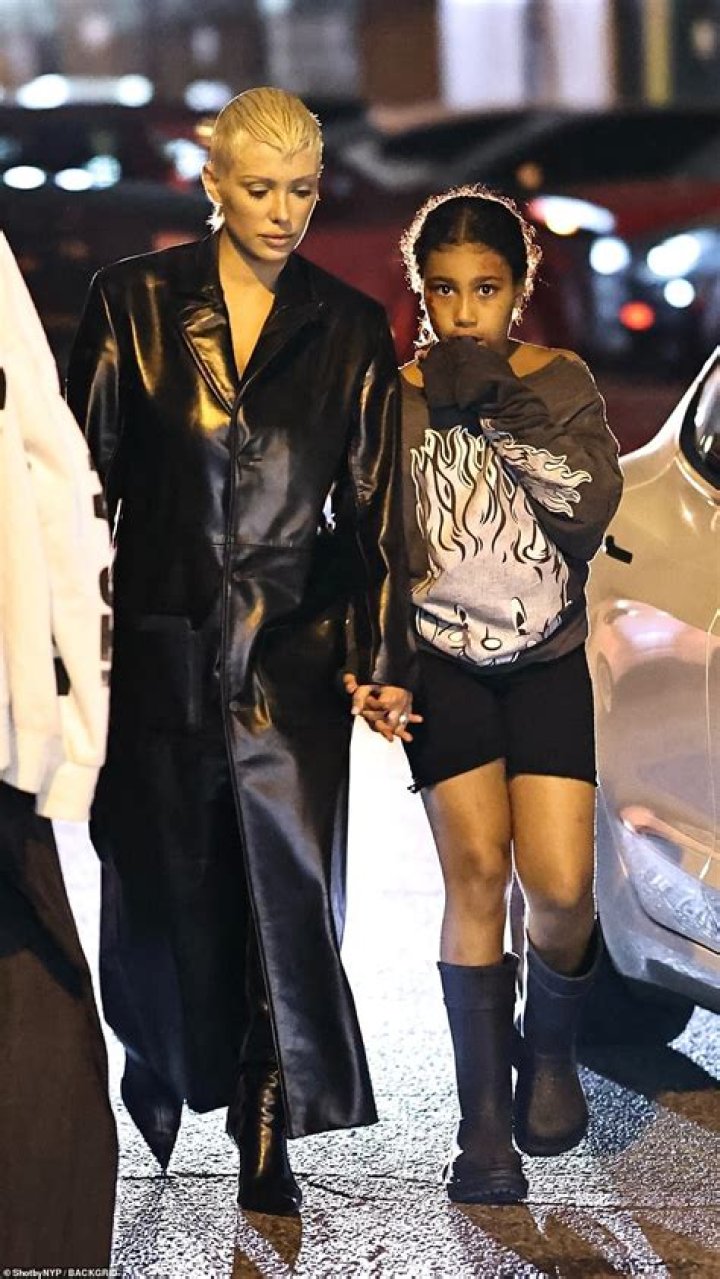 Kanye West & New Flame Julia Fox Enjoy Broadway Show & Dinner On 1st Date In NYC — Photos