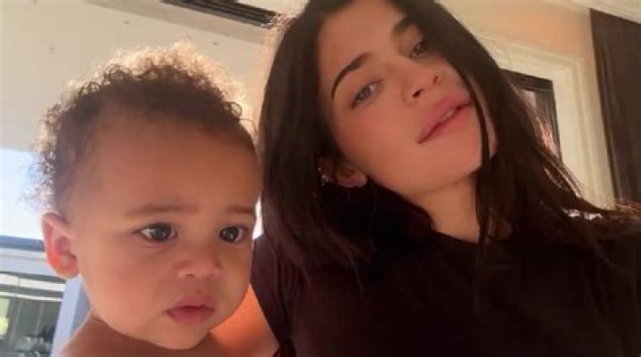 Kylie Jenner & Travis Scott Are ‘Having Amazing Baby-Making Sex While On Vacation’