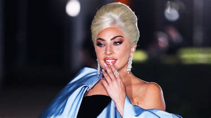 Lady Gaga Rocks Lady Gaga Baby Blue Bikini At The Pool In Las Vegas – Hollywood Life