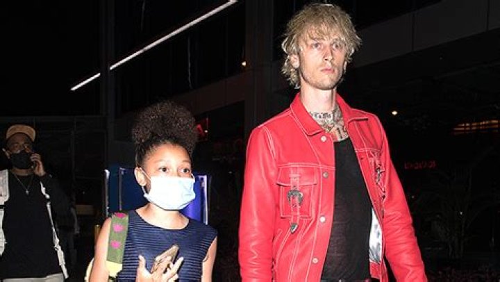 Machine Gun Kelly & Daughter Casie Celebrate ‘First Movie Together’ – Hollywood Life