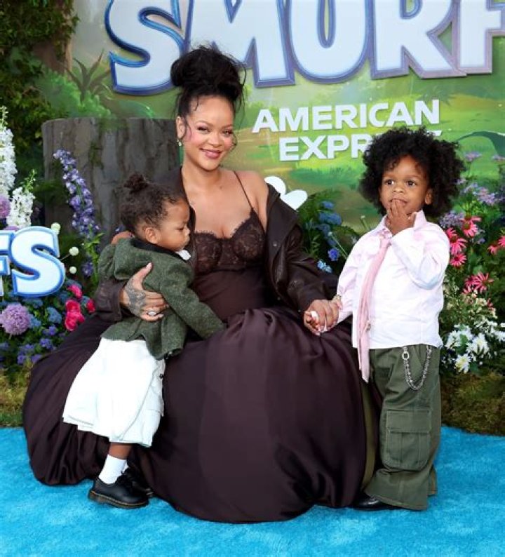 Meet Her 3 Kids – Hollywood Life