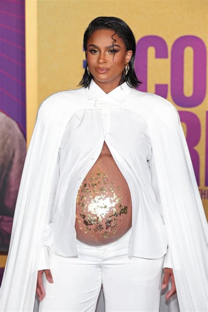 Nicki Minaj Shows Off Bare Baby Bump In Bed To Promote New Music Video — Watch