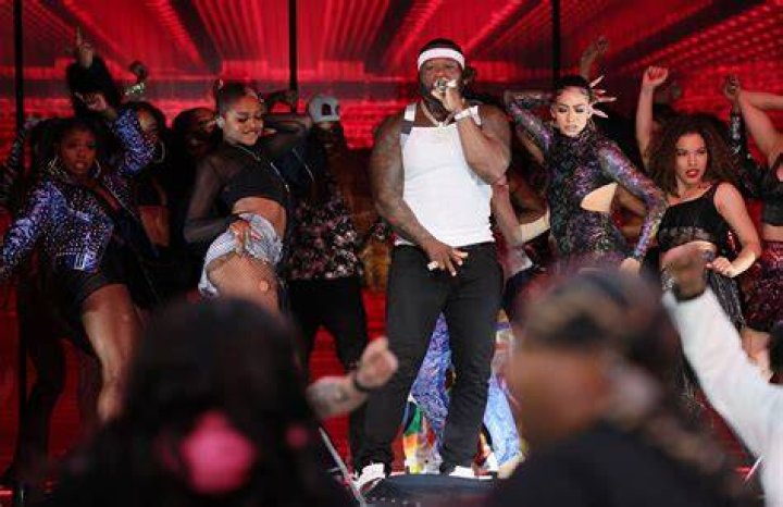Performance Of ‘In Da Club’ – Hollywood Life