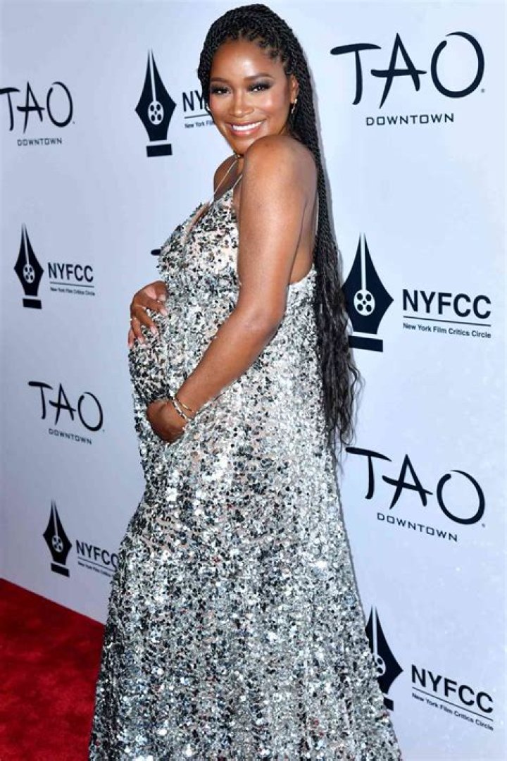 Rihanna Shows Baby Bump In Crop Top & Silver Skirt For Fenty Party – Hollywood Life
