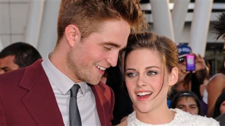 Robert Pattinson Hasn’t Ruled Out Reuniting With Kristen Stewart