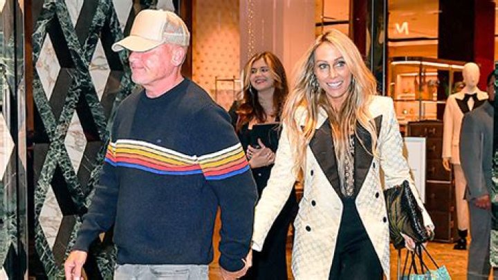 Tish Cyrus & Dominic Purcell Married: Photos – Hollywood Life