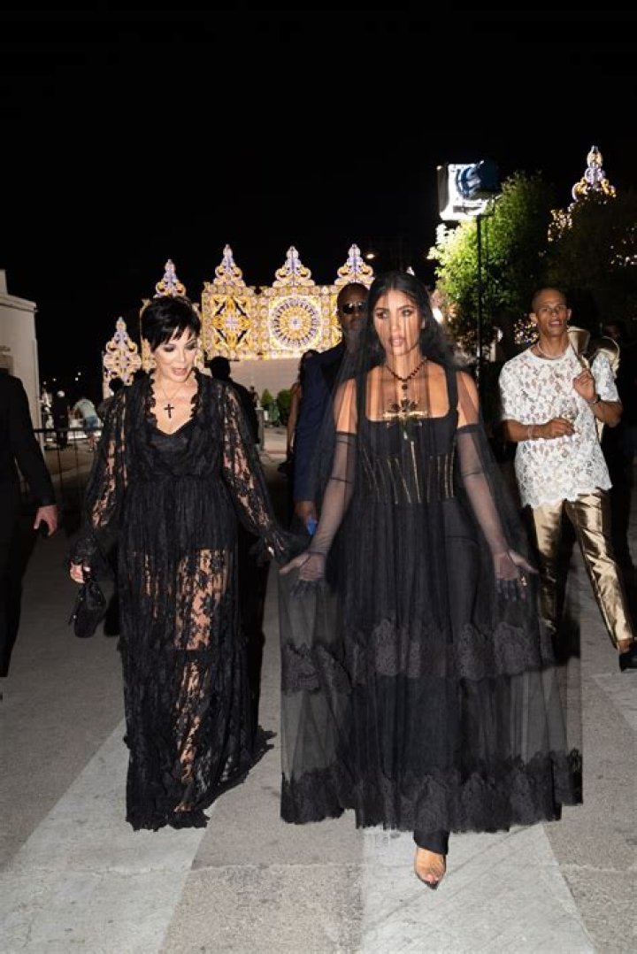 True Thompson, 4, Styles Tristan’s Hair As Khloe Kardashian Attends Kourtney’s Wedding In Italy