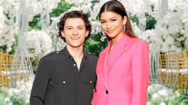 Zendaya & Tom Holland’s Relationship Going Strong After 1 Year: Her Family ‘Loves’ Him